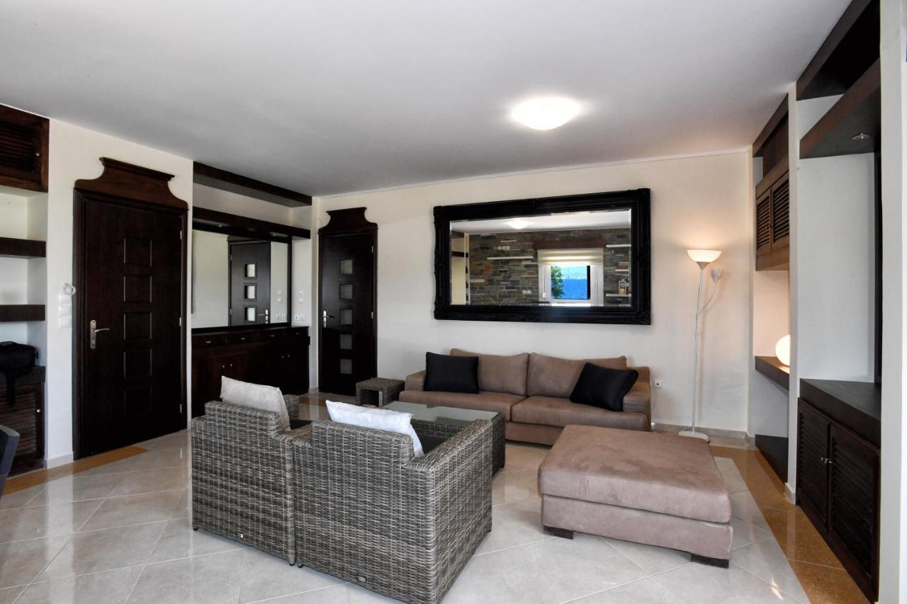 Livas Almyri Seafront Flat Apartment Kato Almiri Ngoại thất bức ảnh